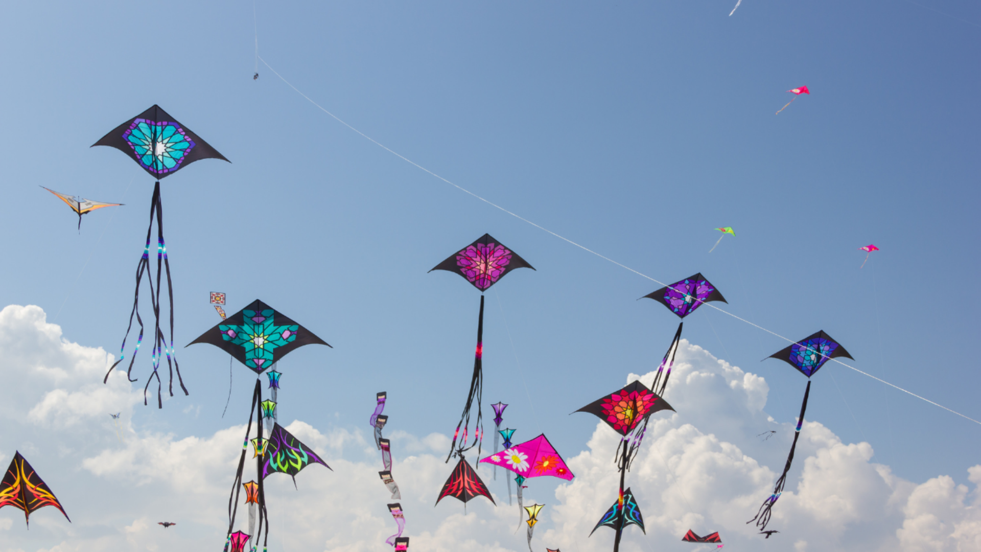 Branded Kites, The ultimate outdoor reusable item!